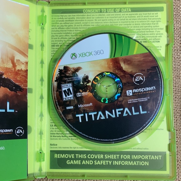 Titanfall (Microsoft Xbox 360, 2014) With Inserts - Picture 4 of 6